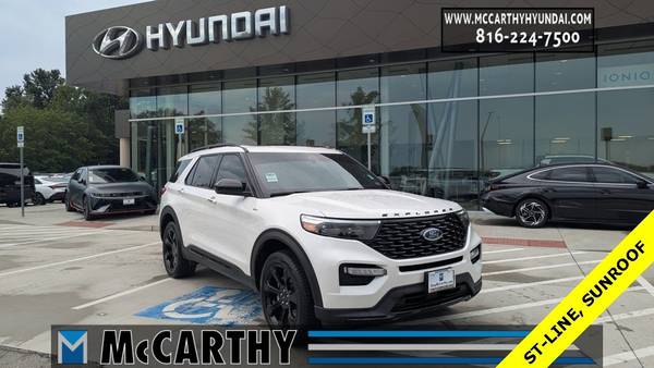 Ford Explorer with VIN: 1FMSK8KH1RGA71762