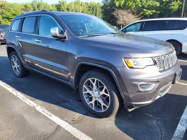 Jeep Grand Cherokee with VIN: 1C4RJFCG2LC219044