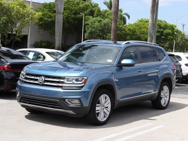 Volkswagen Atlas with VIN: 1V2MR2CA2KC538626