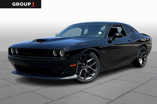 Dodge Challenger with VIN: 2C3CDZBT7KH591251