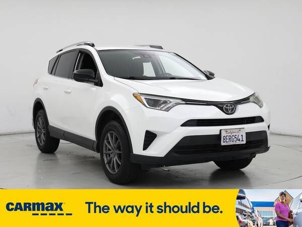 Toyota RAV4 with VIN: JTMZFREV2JJ746413