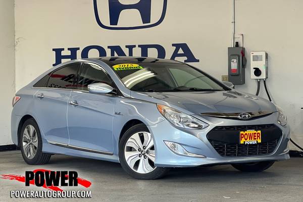Hyundai Sonata Hybrid with VIN: KMHEC4A42FA123447