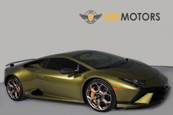 Lamborghini Huracan with VIN: ZHWUB6ZF9PLA24595