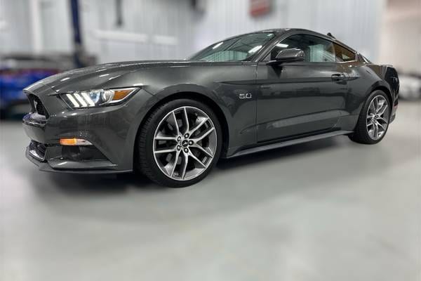 2017 Ford Mustang GT Premium Coupe