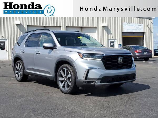 Honda Pilot with VIN: 5FNYG1H72RB041279