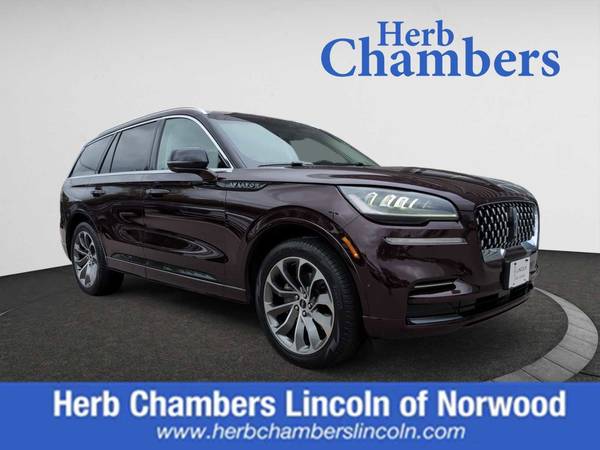 Lincoln Aviator with VIN: 5LMYJ8XY4PNL03007