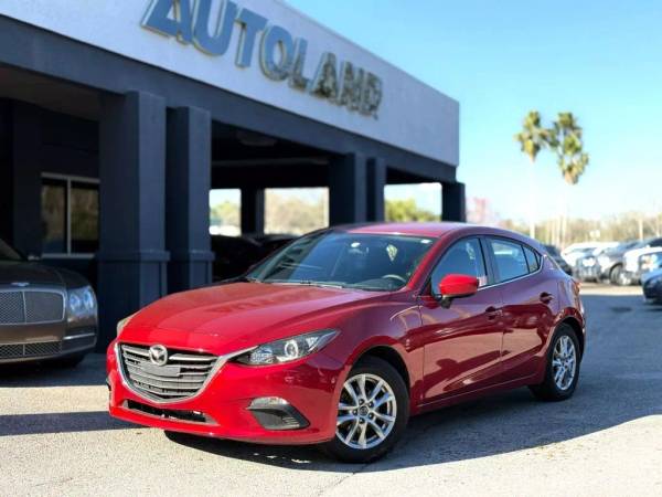 Mazda 3 with VIN: JM1BM1L79E1114849