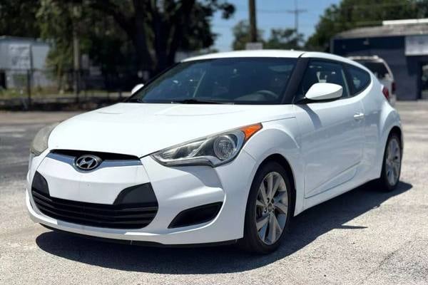 2016 Hyundai Veloster w/Black Interior Hatchback