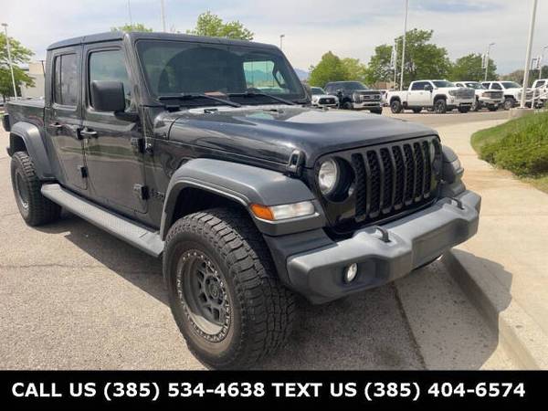 Jeep Gladiator with VIN: 1C6JJTAG1LL116056