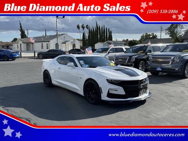 Chevrolet Camaro with VIN: 1G1FH1R73K0103904