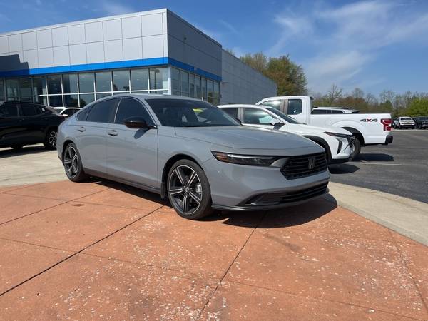 Honda Accord with VIN: 1HGCY2F58PA033502
