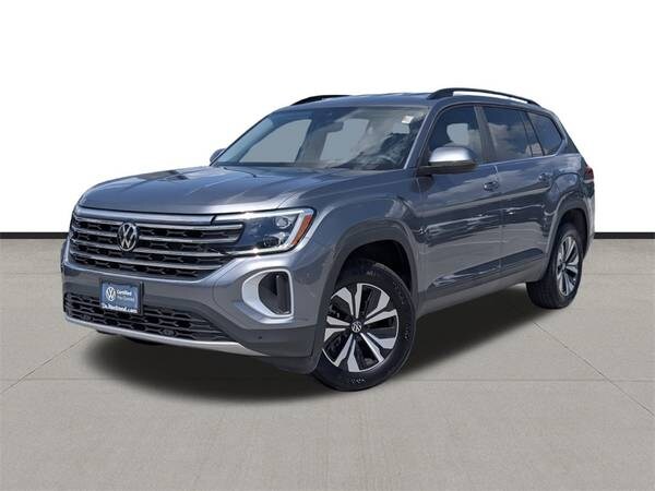 Volkswagen Atlas with VIN: 1V2WR2CA4RC503850