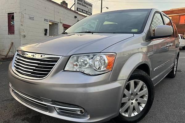 2015 Chrysler Town and Country Touring