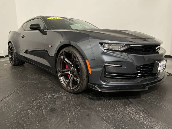 Chevrolet Camaro with VIN: 1G1FE1R73L0102584