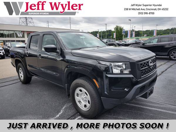 Nissan Frontier with VIN: 1N6ED1EK7NN629756