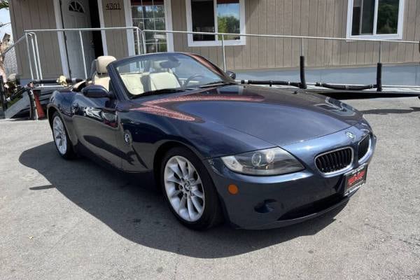 2005 BMW Z4 2.5i Convertible