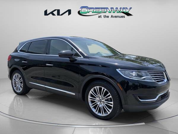 Lincoln MKX with VIN: 2LMPJ6LR1HBL43323