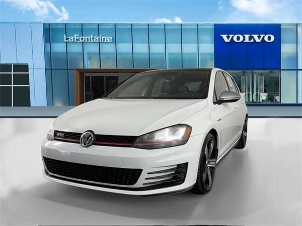 Volkswagen Golf GTI with VIN: 3VW4T7AU5FM001702