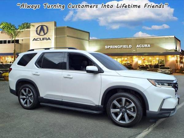 Honda Pilot with VIN: 5FNYG1H78PB023897