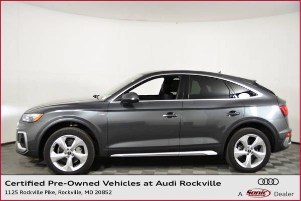 Audi Q5 Sportback with VIN: WA14AAFY8S2003585