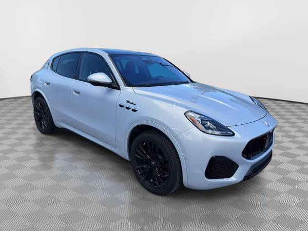Maserati Grecale with VIN: ZN6PMDBA4R7450625