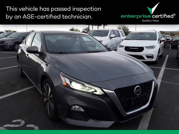 Nissan Altima with VIN: 1N4BL4DV3NN313752