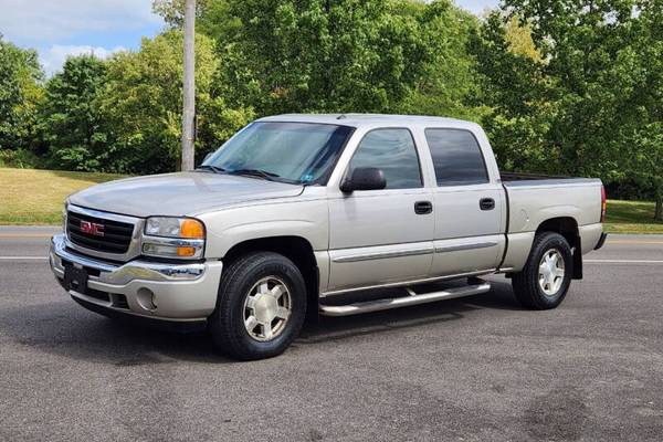 2005 GMC Sierra 1500 SLE  Crew Cab