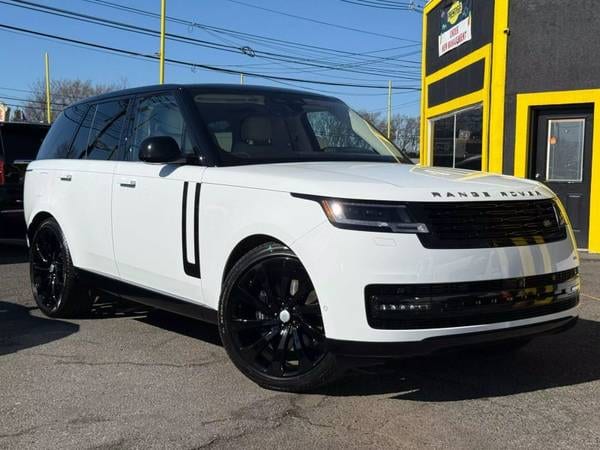 Land Rover Range Rover with VIN: SALKP9FU6PA038879