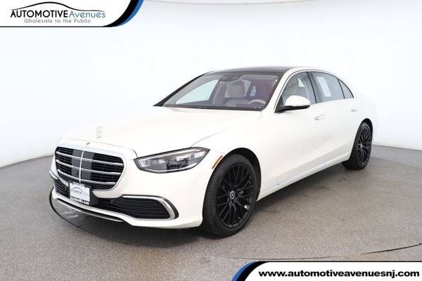 Mercedes-Benz S-Class with VIN: W1K6G7GB0NA071339