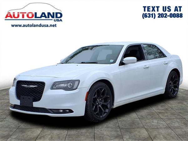 Chrysler 300 with VIN: 2C3CCABG9KH654180