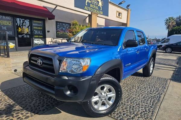 2010 Toyota Tacoma PreRunner V6  Double Cab