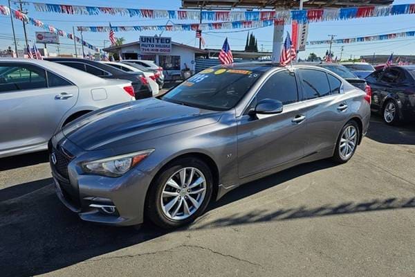 2014 INFINITI Q50 Premium