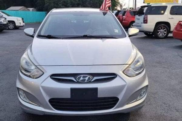 2012 Hyundai Accent GLS