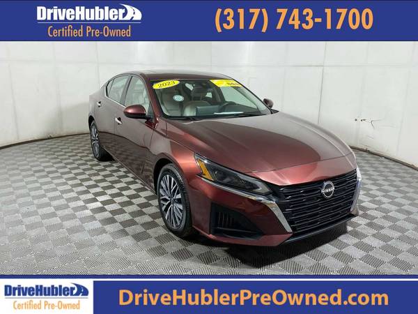 Nissan Altima with VIN: 1N4BL4DW0PN372012