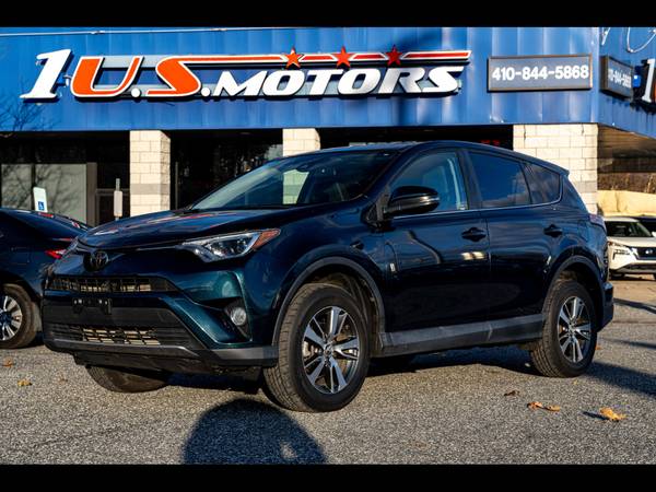Toyota RAV4 with VIN: 2T3RFREV0JW816895