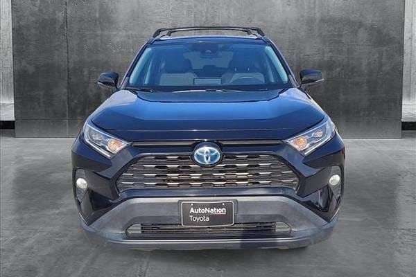 2020 Toyota RAV4 Hybrid XLE