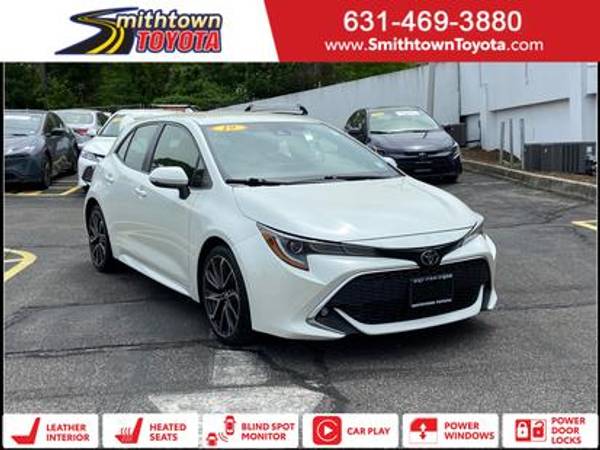Toyota Corolla Hatchback with VIN: JTNK4RBE8K3005809