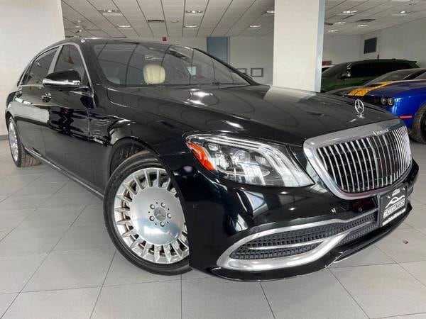Mercedes-Benz Maybach with VIN: WDDUX8GB2KA445653