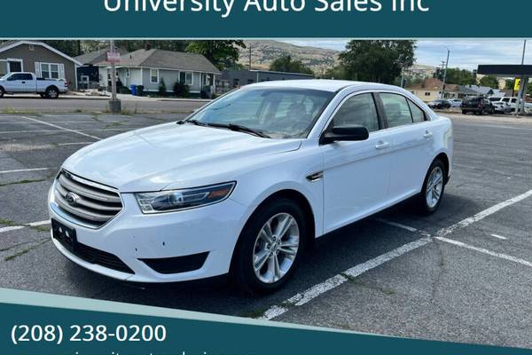 2017 Ford Taurus SE