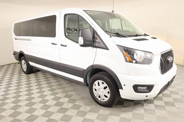 Ford Transit Passenger Van with VIN: 1FBAX2YG0RKA48696