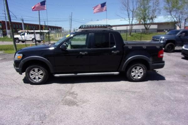 2007 Ford Explorer Sport Trac XLT  Crew Cab