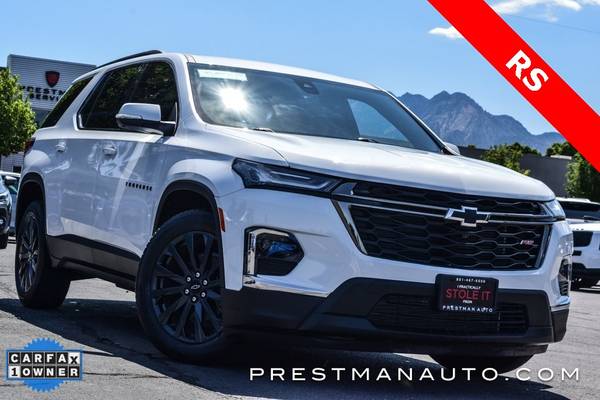 Chevrolet Traverse with VIN: 1GNERJKW8PJ210800