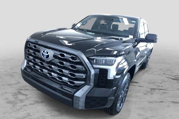 2024 Toyota Tundra Platinum Hybrid CrewMax