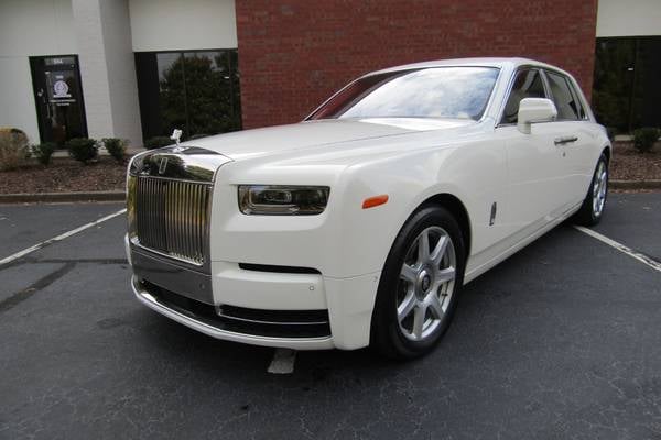 2023 Rolls-Royce Phantom Base