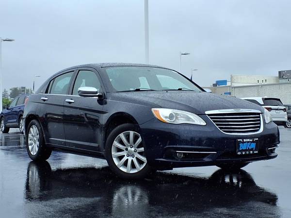 Chrysler 200 with VIN: 1C3CCBCG3EN185295