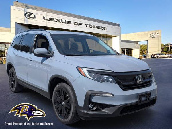Honda Pilot with VIN: 5FNYF6H26NB057564
