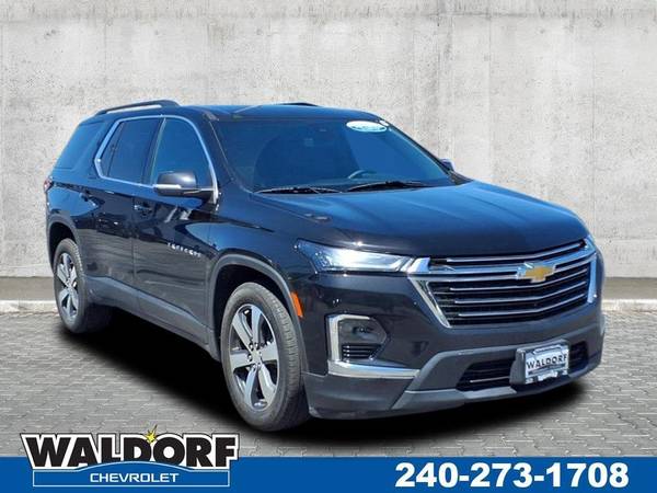 Chevrolet Traverse with VIN: 1GNEVHKW5NJ161332
