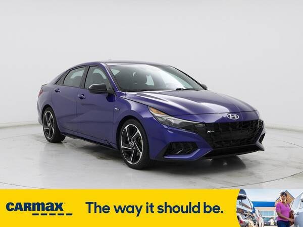 Hyundai Elantra with VIN: KMHLR4AF5PU493847