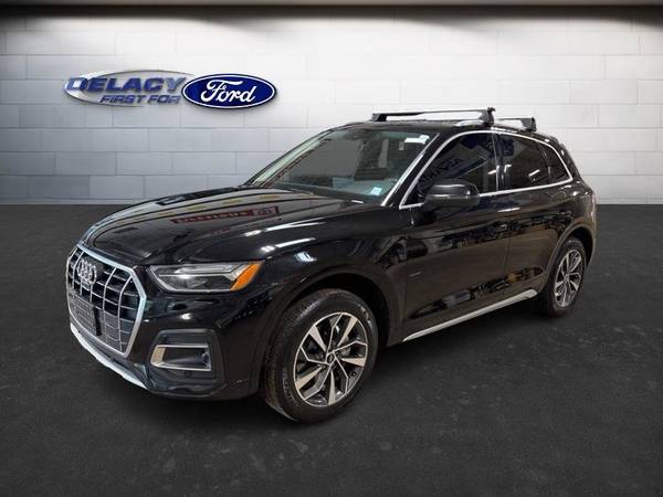 Audi Q5 with VIN: WA1BAAFY2M2109007