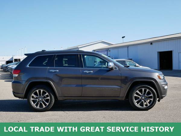 Jeep Grand Cherokee with VIN: 1C4RJFCG3JC325063